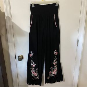 Peace Love California Embroidered Palazzo size M